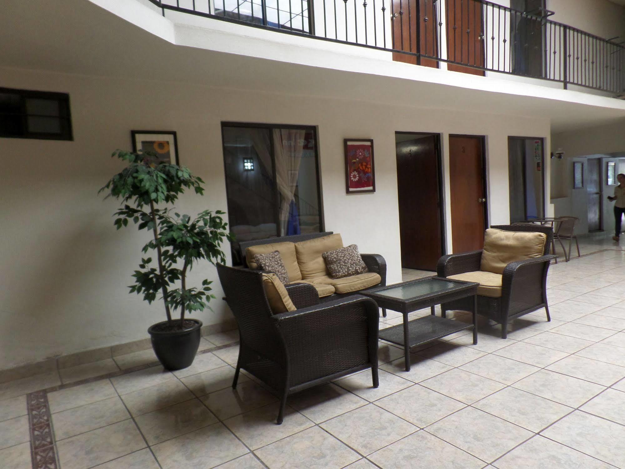 Uke Inn Hotel & Suites Xamaipak Tuxtla Gutiérrez Exterior foto